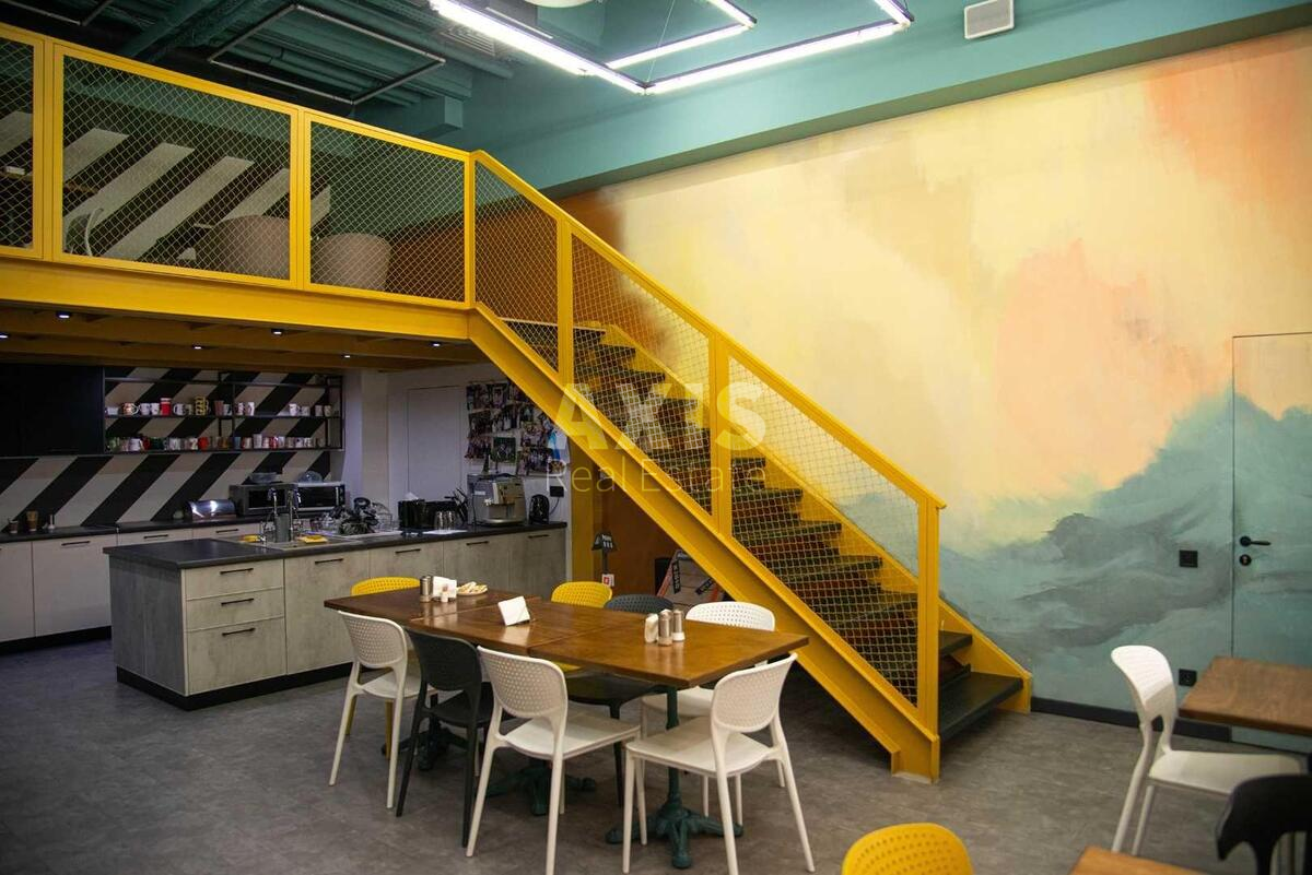 Office prov. Ohtyrs'kyj 7, 814m2522193