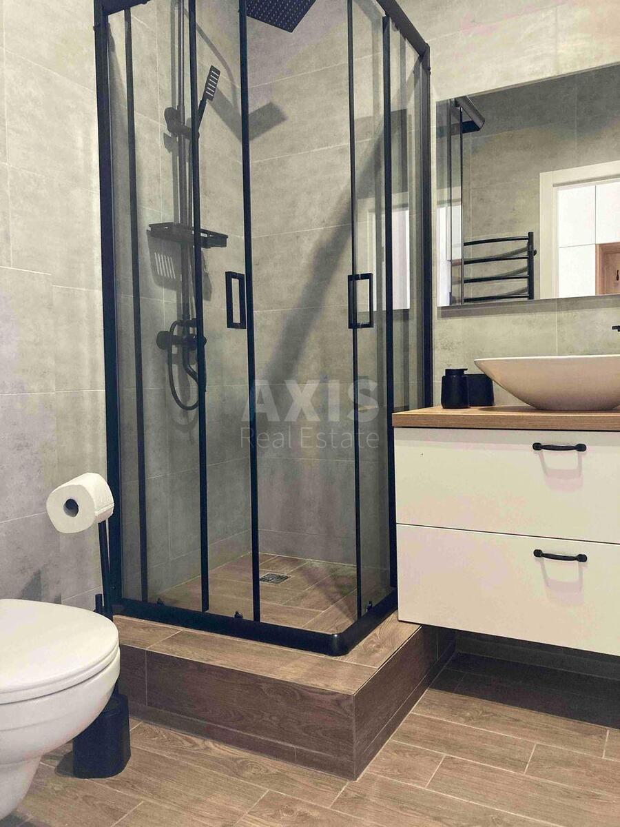 1k apartment pr-t Bazhana Mykoly 1710