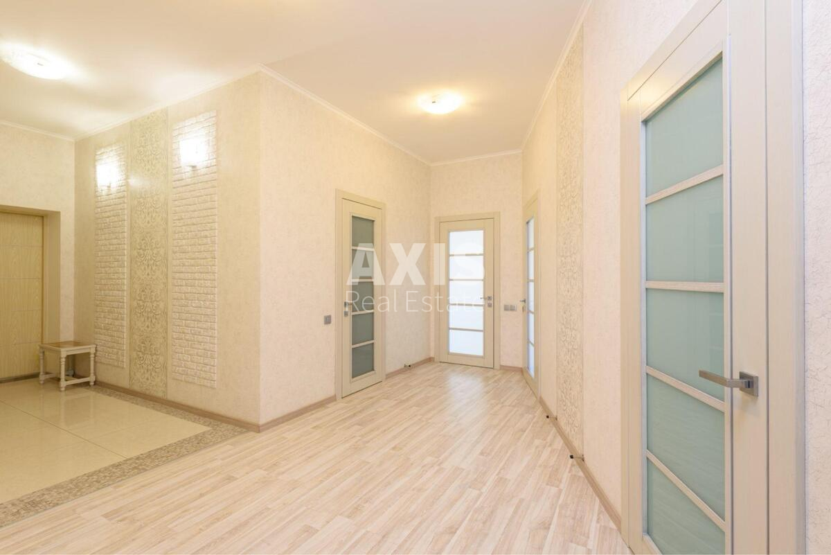 3k apartment vul. Staronavodnyc'ka 6Б13
