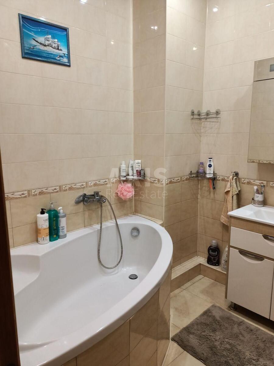 3k apartment vul. Djachenka Ivana 20Б8