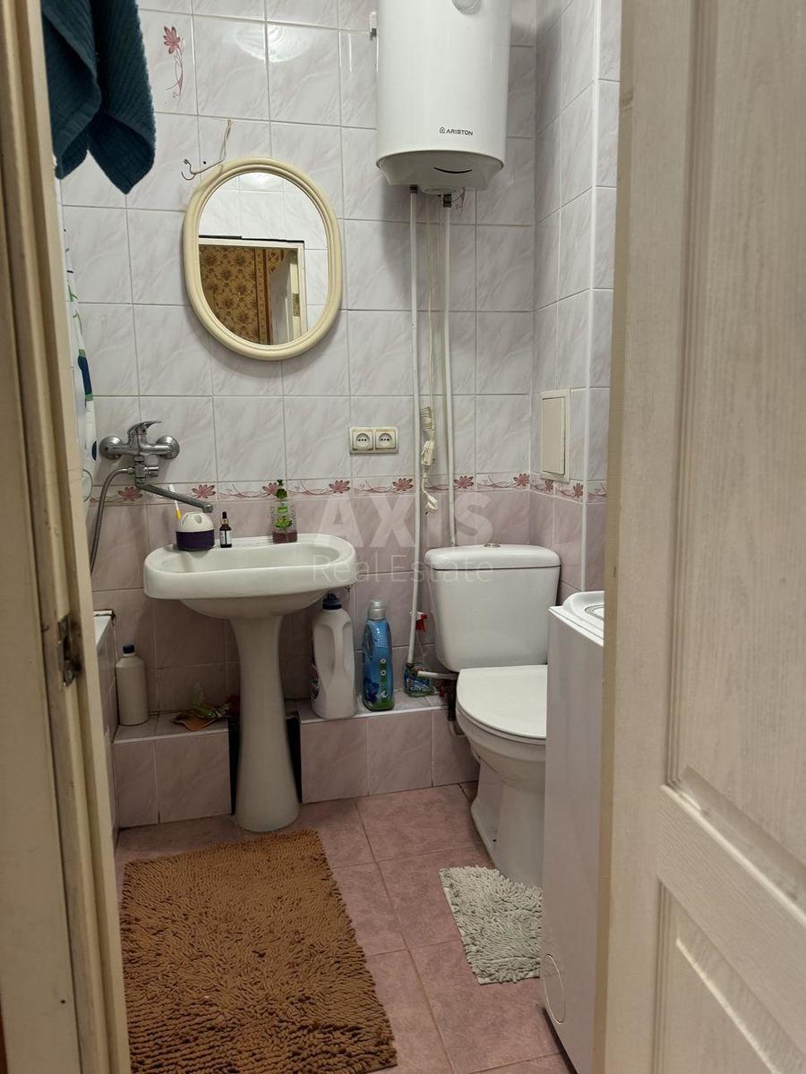 1k apartment pr-t Rokossovs'kogo Marshala 100