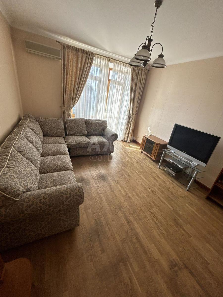 4k apartment vul. Kudrjavs'ka 13/194