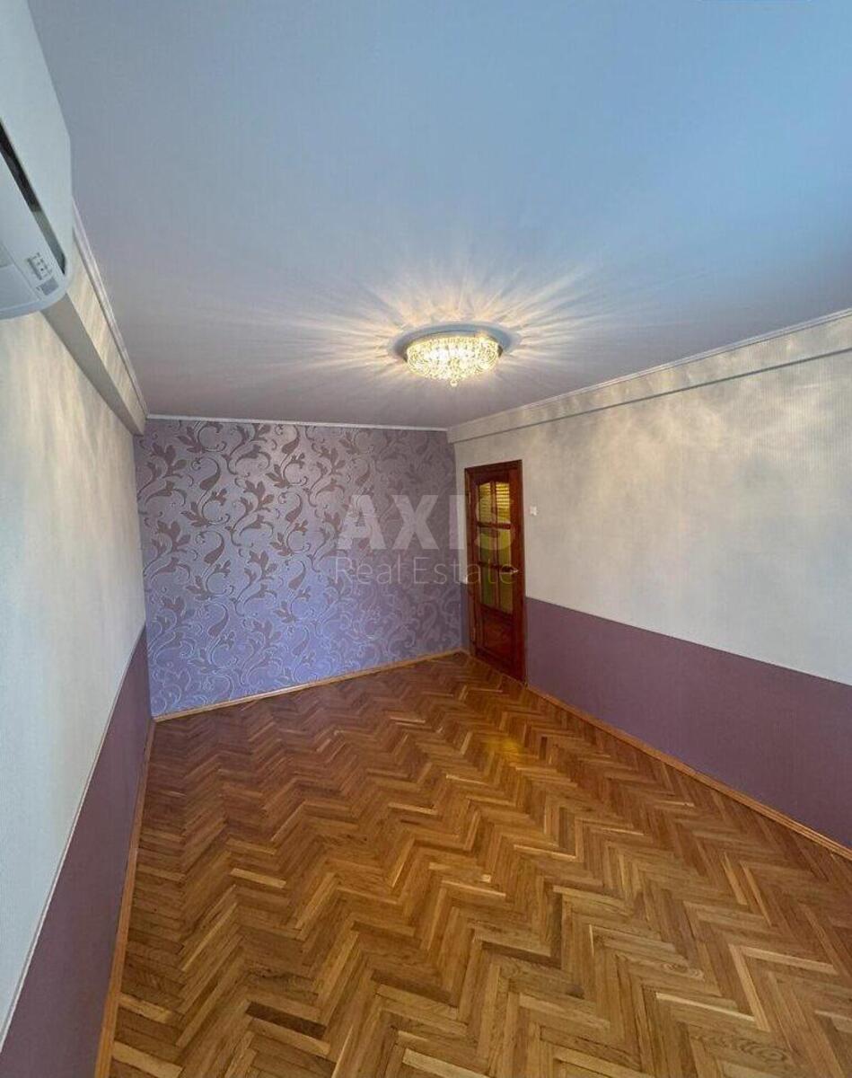 3к квартира ул. Туполева Академика 57