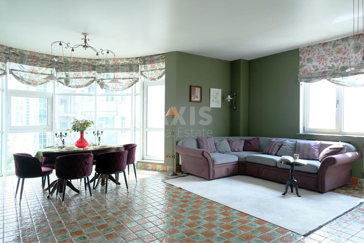 4k apartment vul. Zvirynec'ka 59