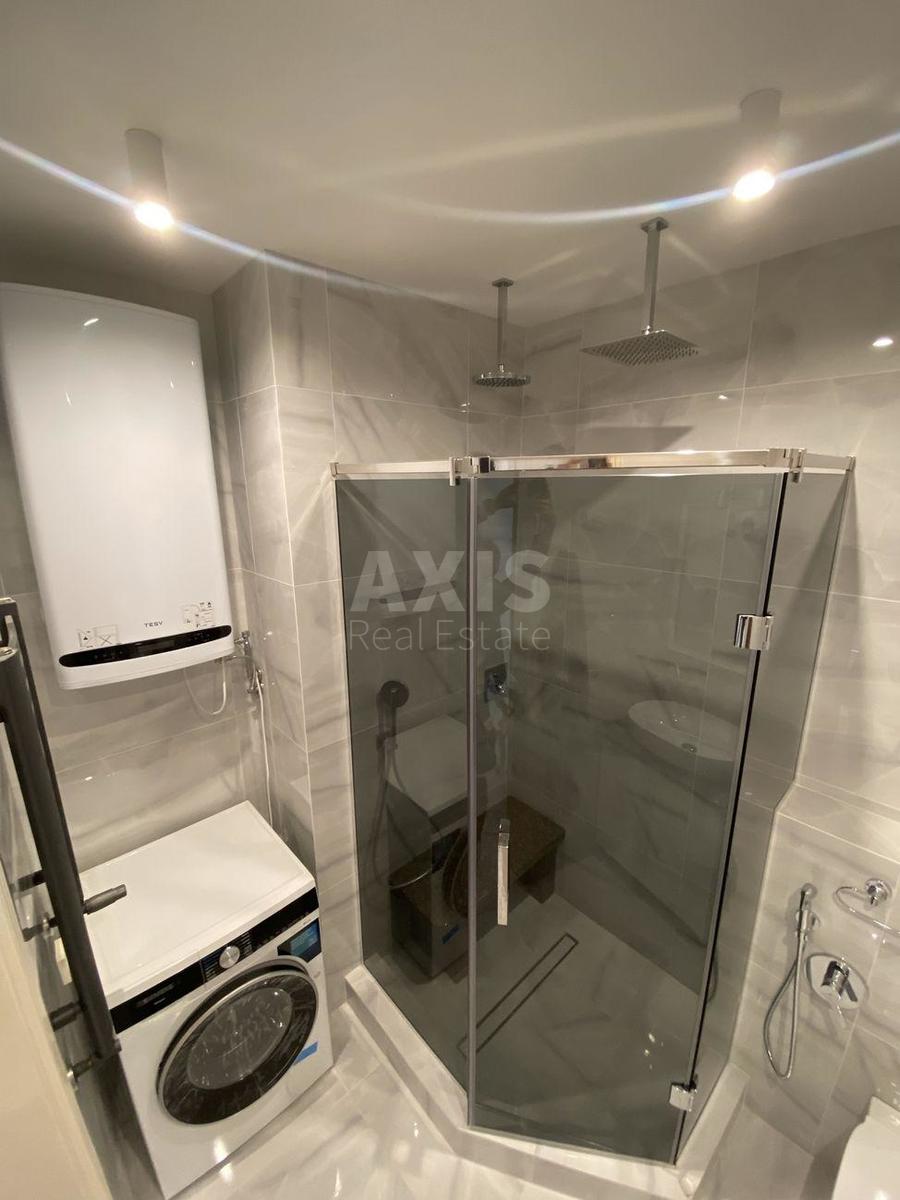 3k apartment vul. Dragomyrova Myhajla 4Б10