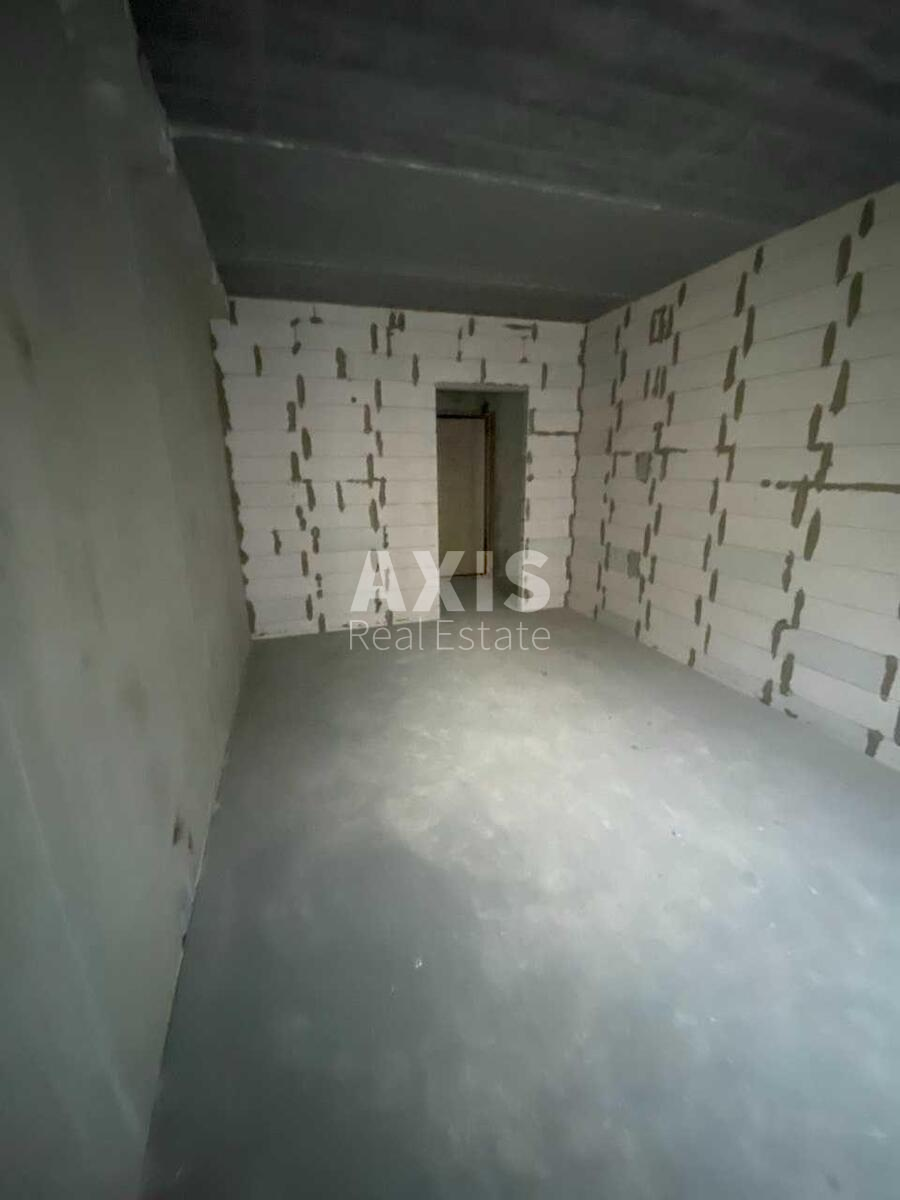 2к квартира ул. Михаила Максимовича 24561385