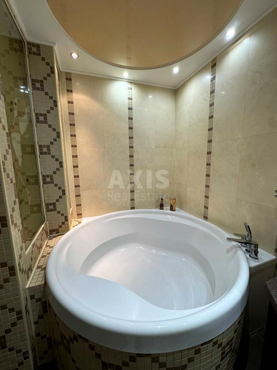 4k apartment vul. Dragomanova 31610102