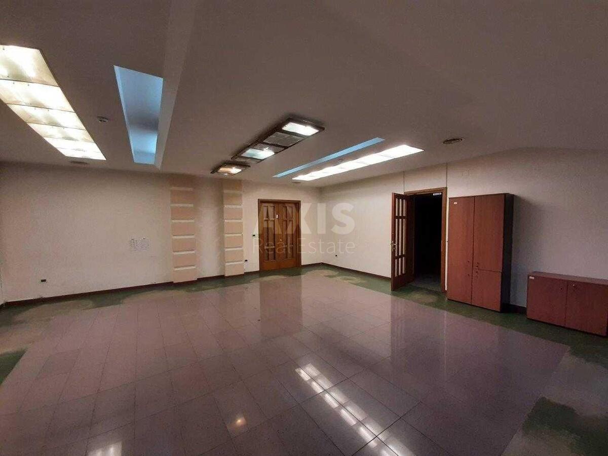 Office vul. Volos'ka 11А, 962m23