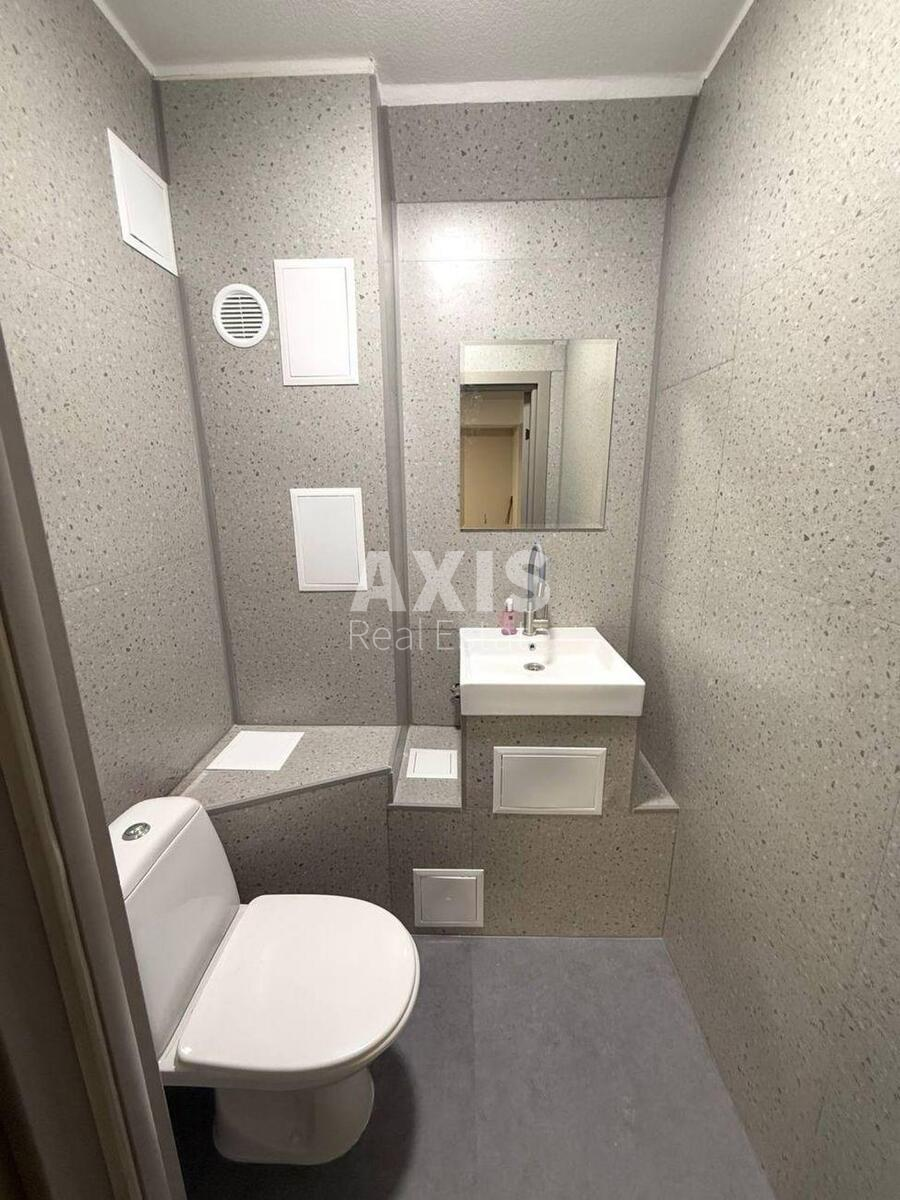 Office vul. Velyka Vasyl'kivs'ka 124А, 104m2602318