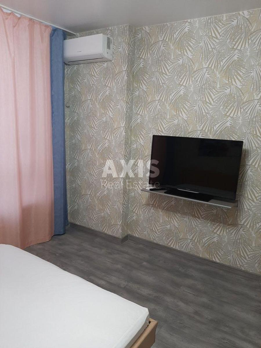 1k apartment vul. Kamianska 128447722