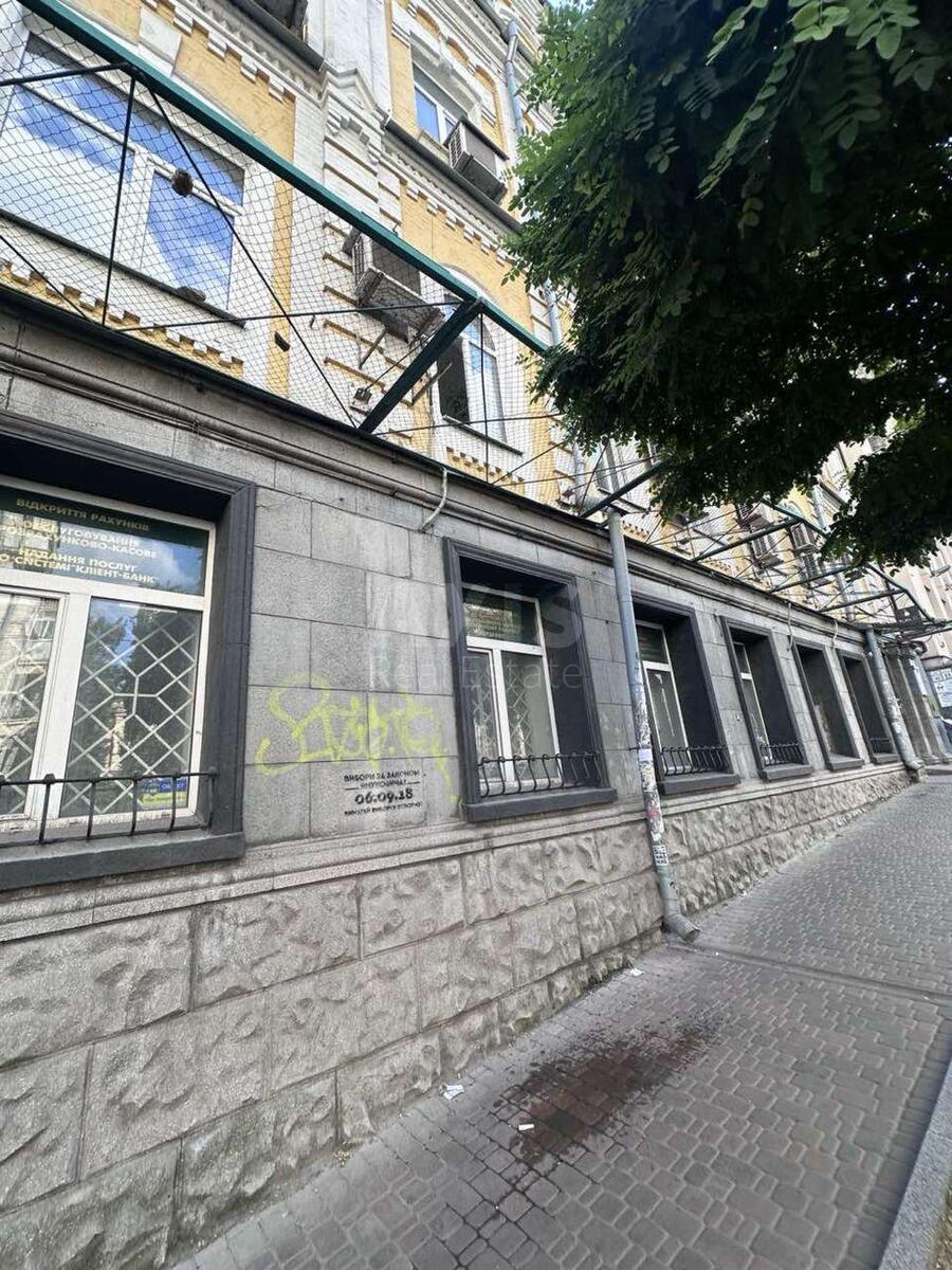 Office vul. Bul'varno-Kudrjavs'ka 15А, 202m2