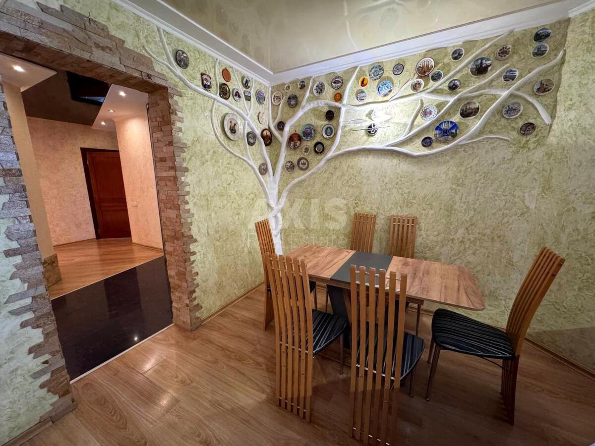 4к квартира ул. Драгоманова 31610103