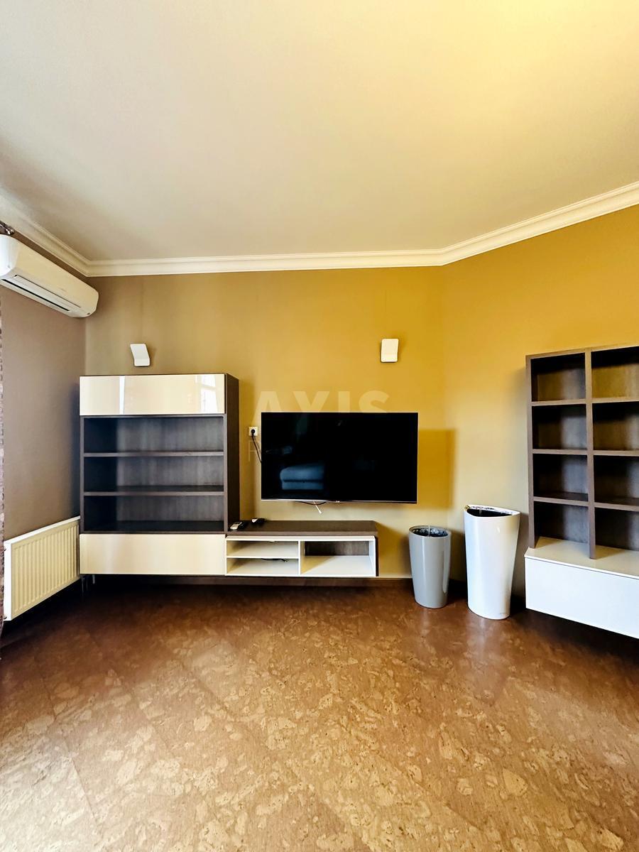 4k apartment vul. Tolstogo L'va 39610333