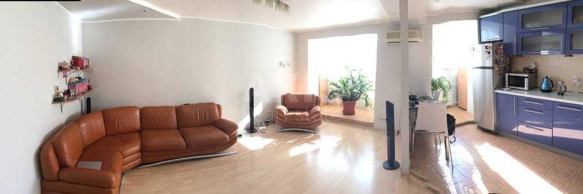 3k apartment vul. Zlatoustivs'ka 44/222