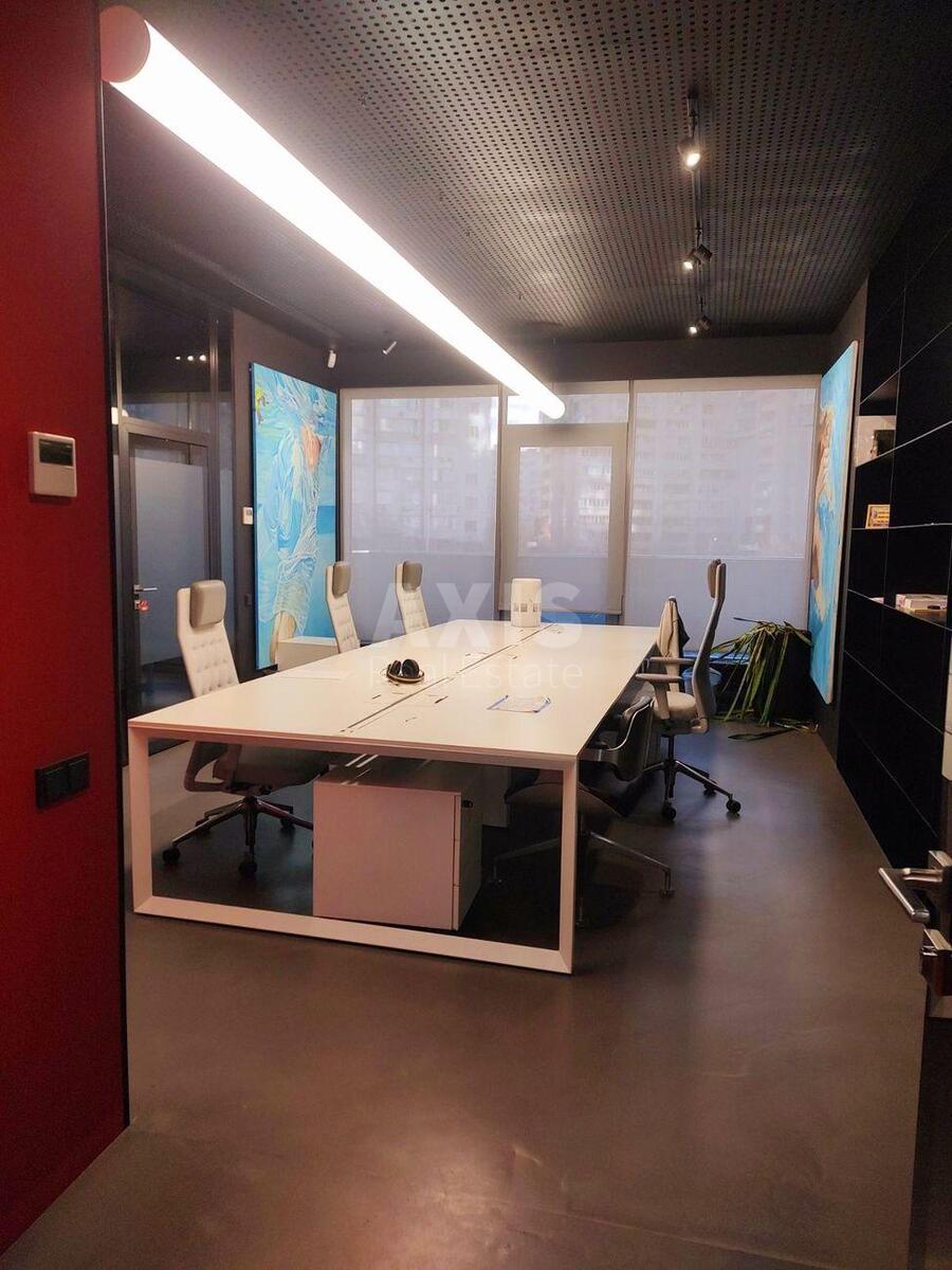 Office nab. Dniprovs'ka 14, 245m2619911
