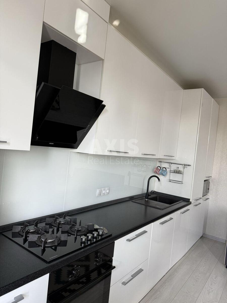 1k apartment vul. Lucenka Dmytra 1057817