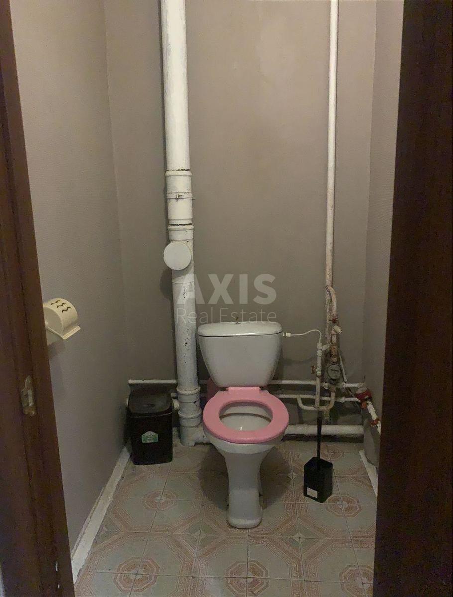 1k apartment vul. Vyshnjakivs'ka 13