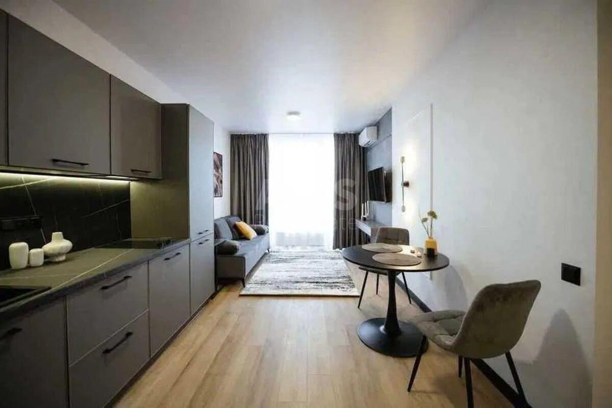 1k apartment vul. Pivnichno-Syrec'ka 2