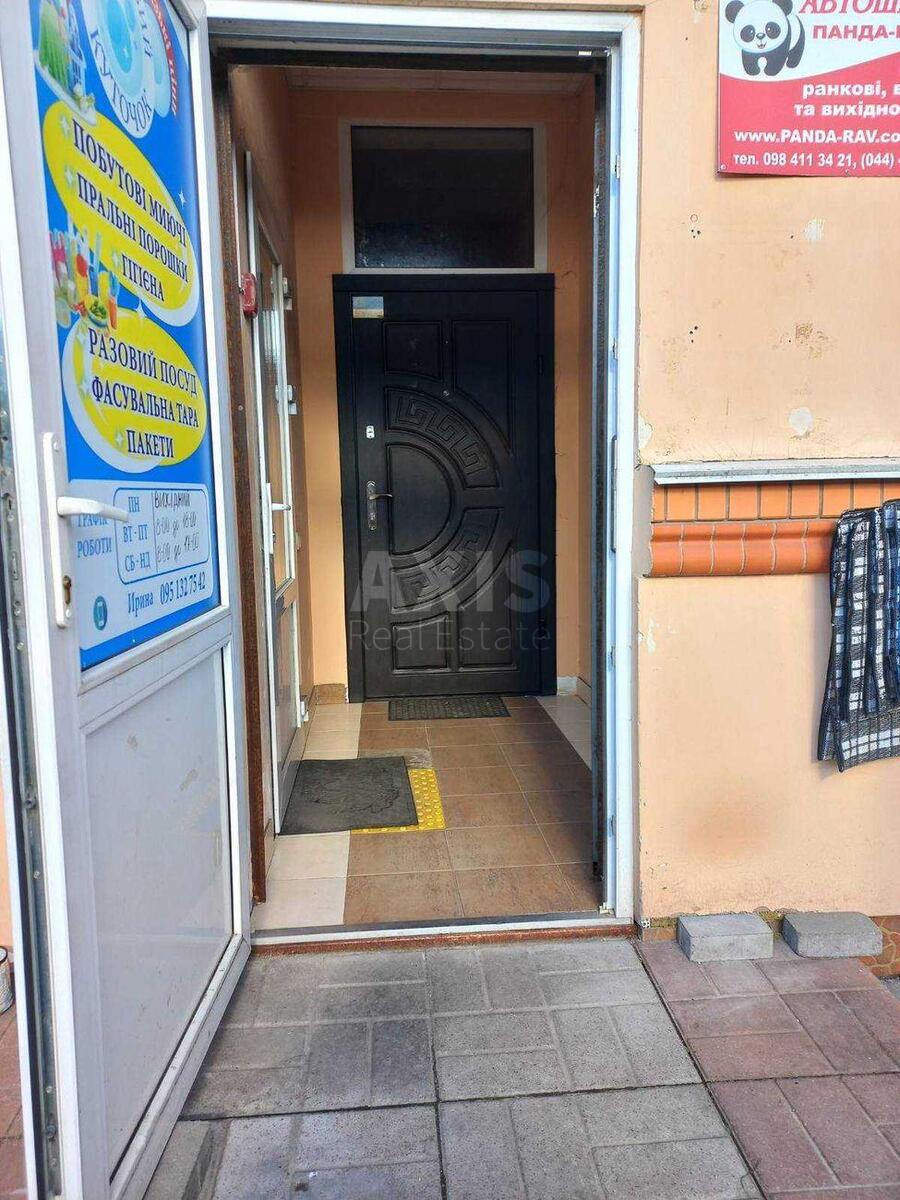 Office vul. Zodchyh 52, 60m26