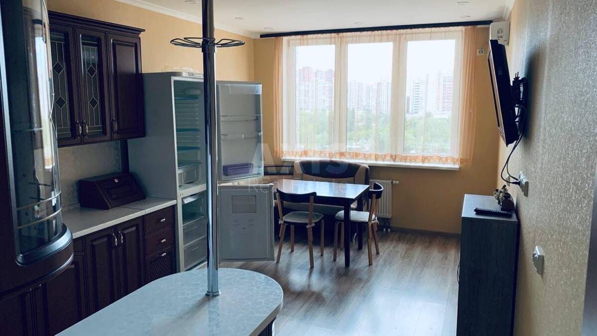 2к квартира ул. Елены Пчилки 6А0