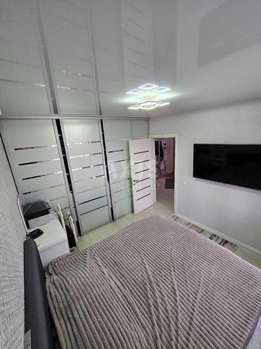 3k apartment vul. Zabolotnogo Akademika 116585016