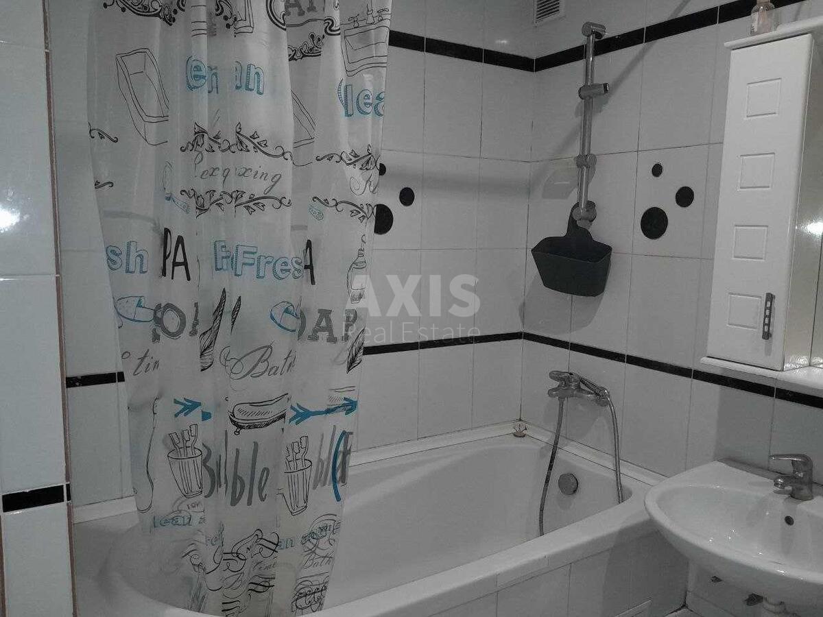 3k apartment vul. Vuzivs'ka 5628346