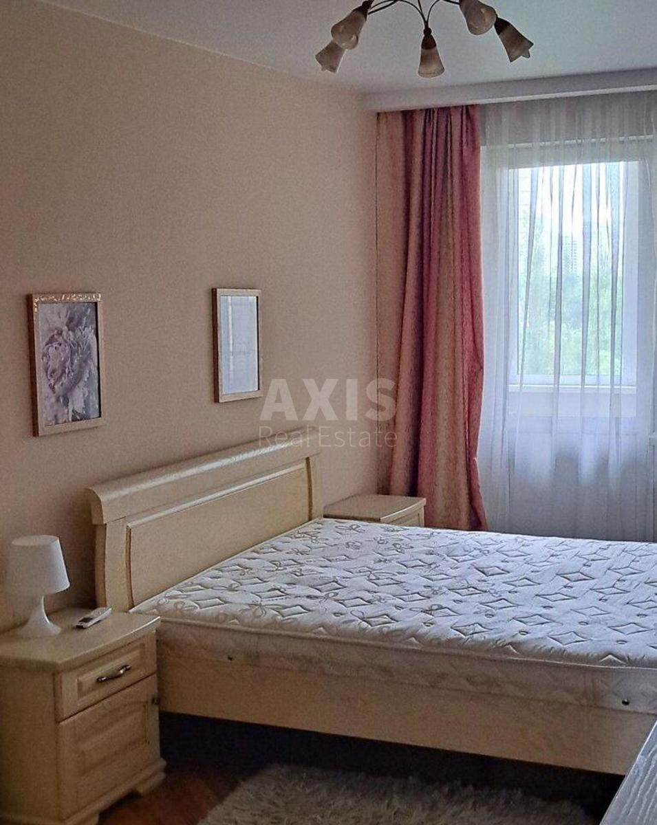 3k apartment bul. Darnyc'kyj 74