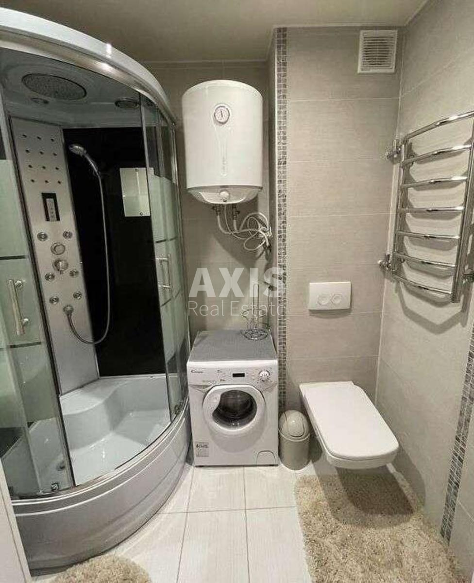 1k apartment vul. Serafymovycha 174