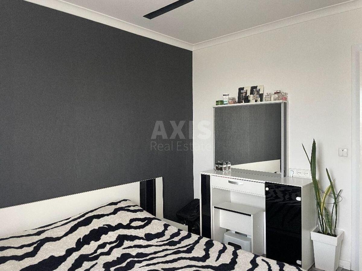 3k apartment vul. Myloslavs'ka 47А2