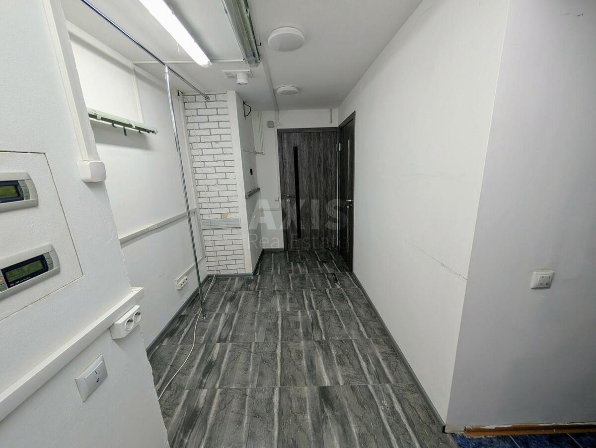 Office vul. Observatorna 10, 196m27