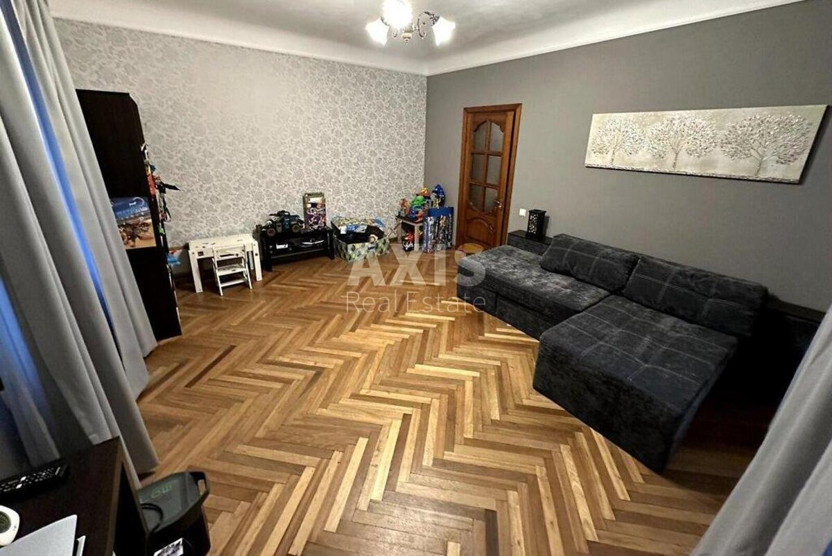 2k apartment vul. Donec'ka 18