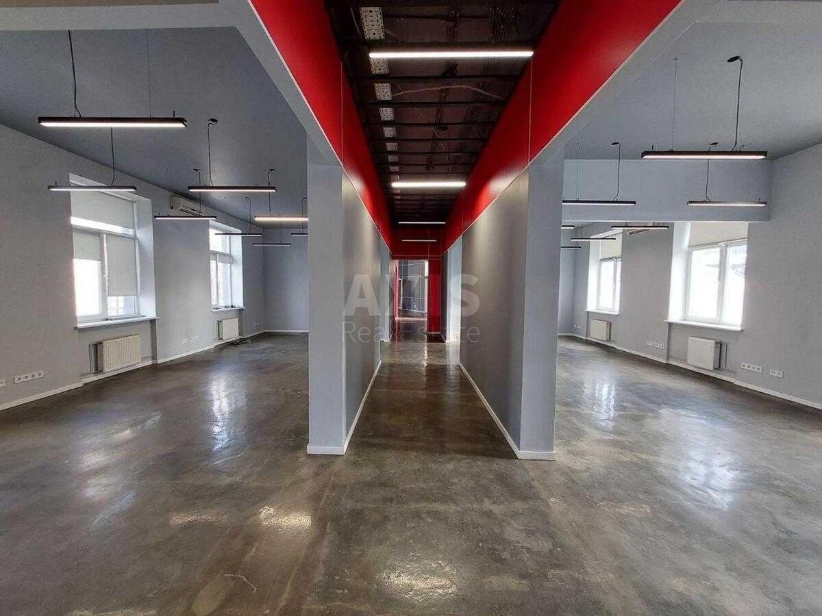 Office vul. Lavrs'ka 16, 213m20
