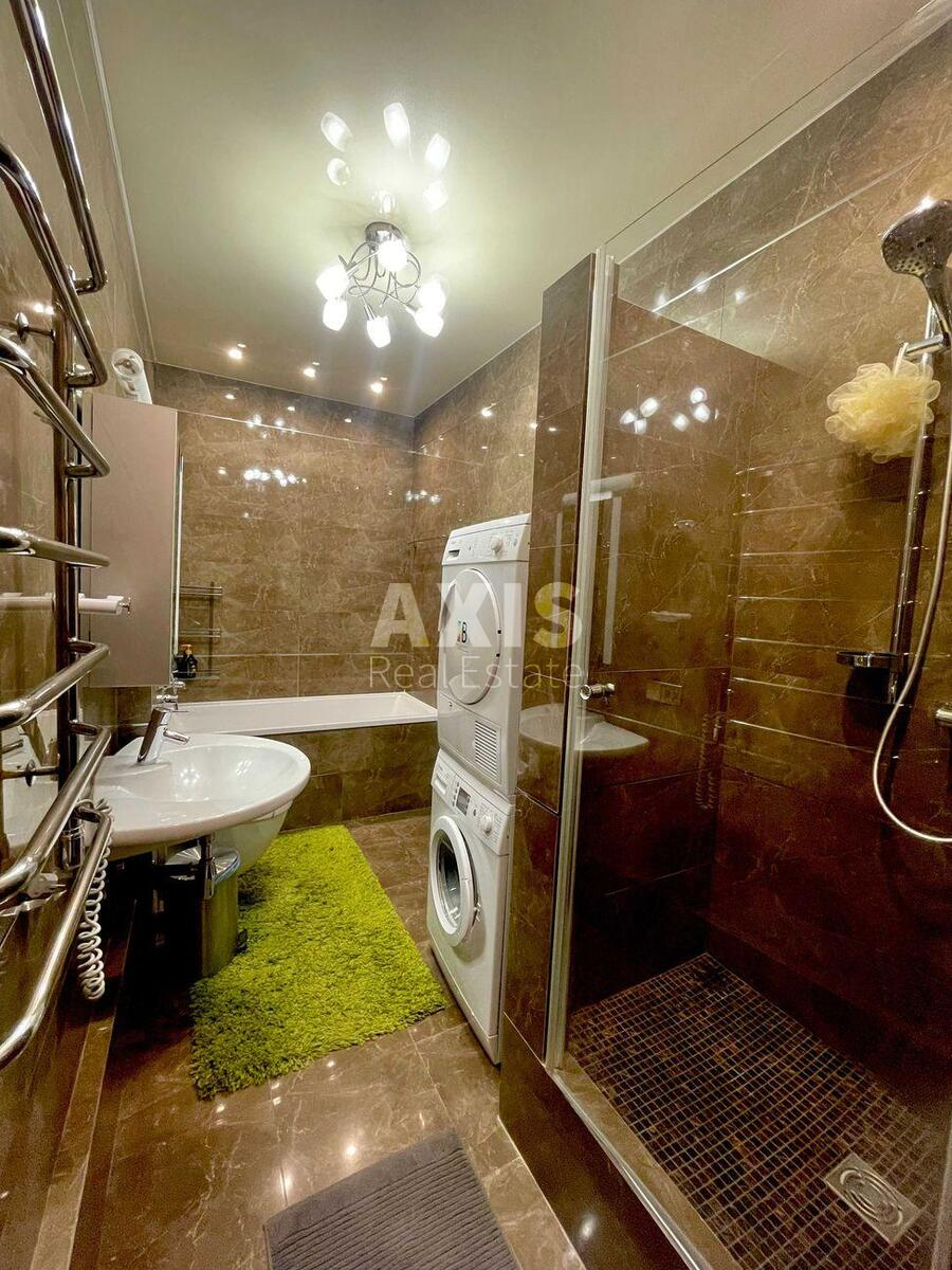3k apartment vul. Irynyns'ka 5/24582358