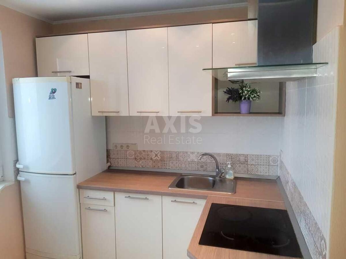 1к квартира пр-т Глушкова Академика 23599530