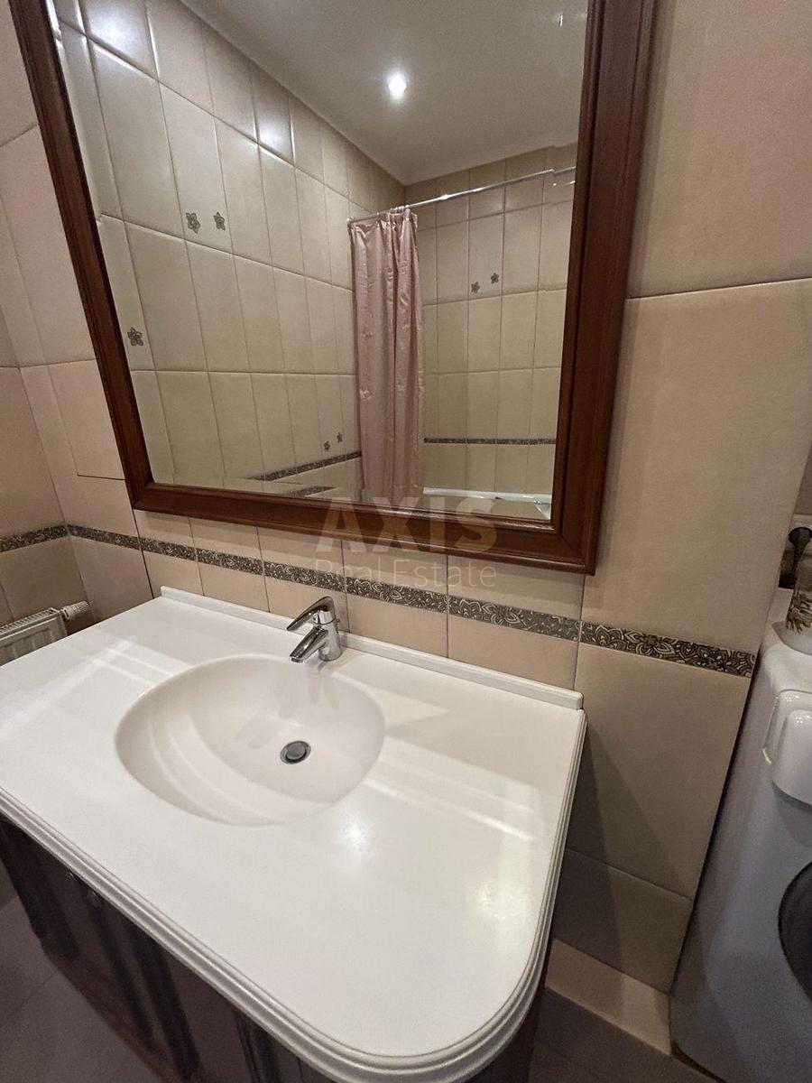 4k apartment vul. Kudrjavs'ka 13/196