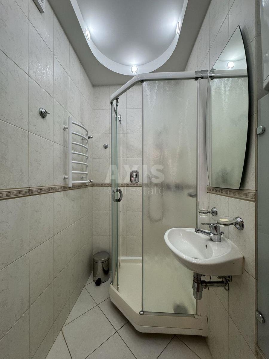 4k apartment vul. Knjazhyj Zaton 1111