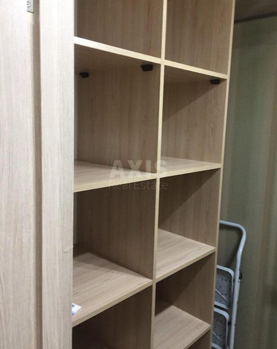 1k apartment vul. Strokacha Tymofija 95