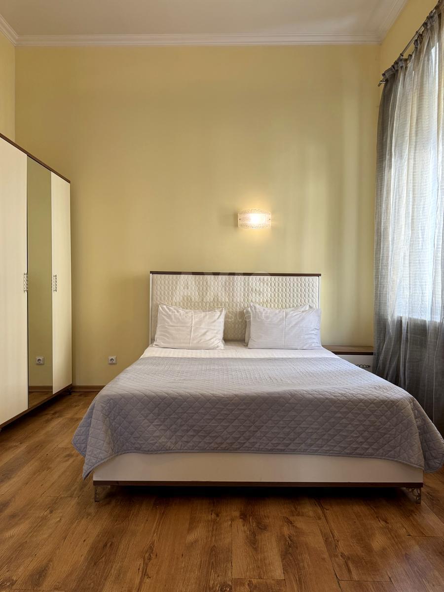 1k apartment vul. Saksagans'kogo 22615388