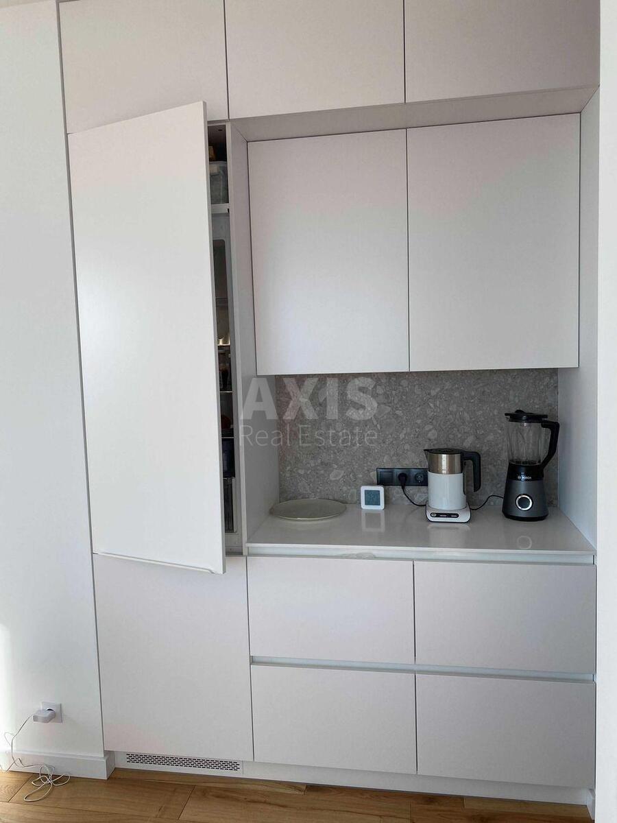3k apartment vul. Mykil's'ko-Slobids'ka 3А2