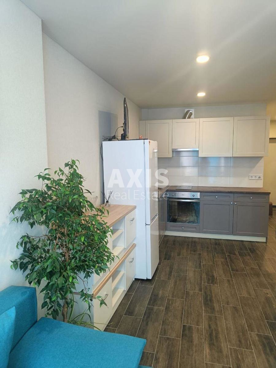 2k apartment vul. Bulahovs'kogo Akademika 2