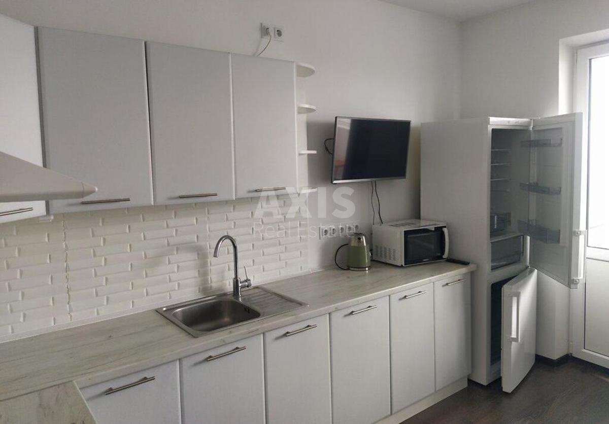 1k apartment vul. L'vivs'ka 15