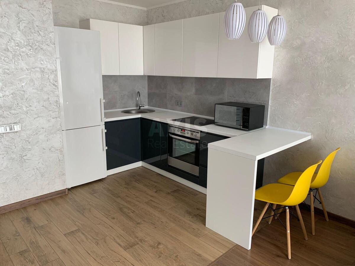 2k apartment vul. Predslavyns'ka 40