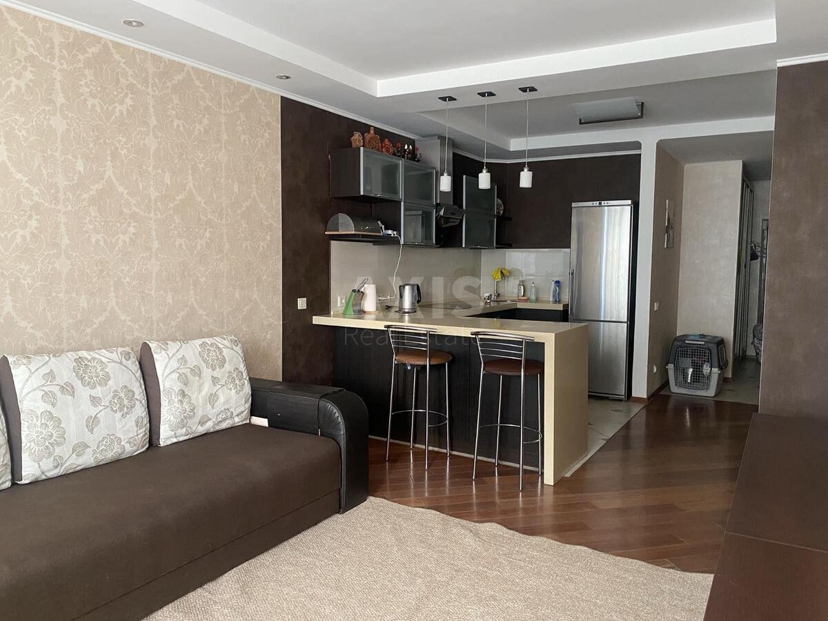 1k apartment vul. Oleny Pchilky 6564043