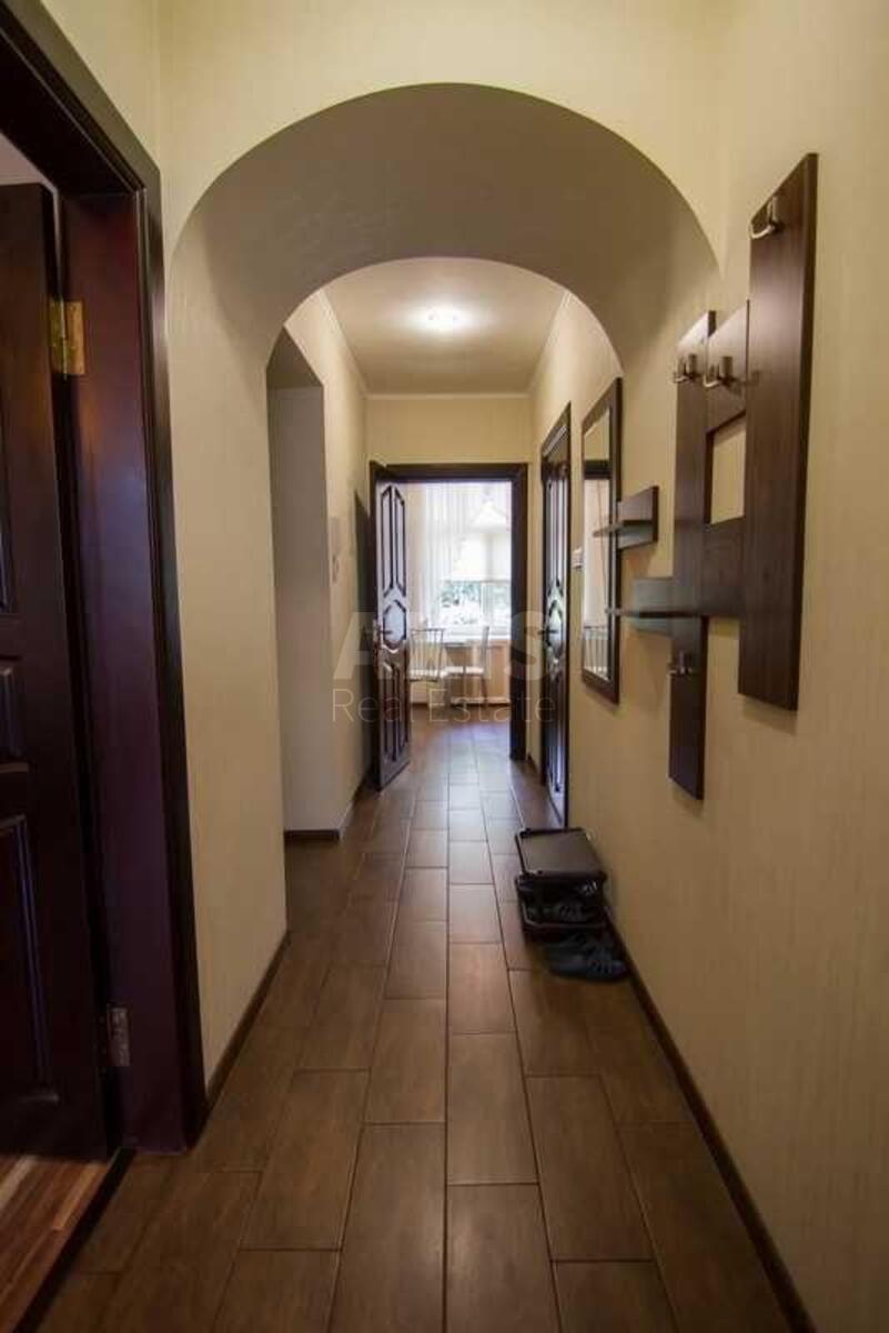 2k apartment vul. Jevgena Konoval'cja 7/9565146