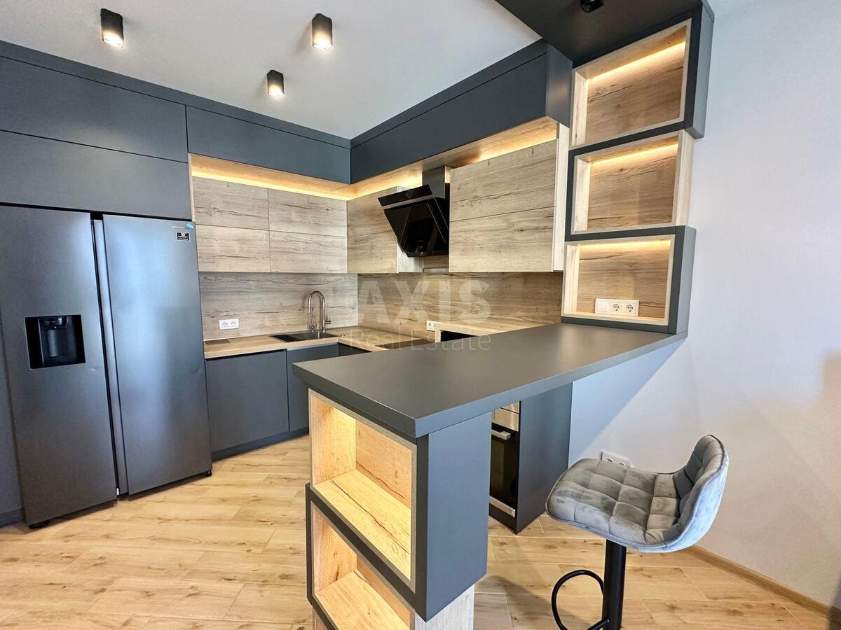 1k apartment vul. Nyzhnij Val 27/29