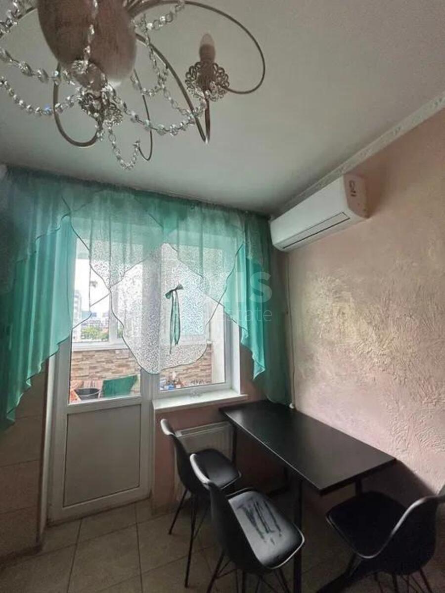 2к квартира ул. Данченко Сергея 32А568631