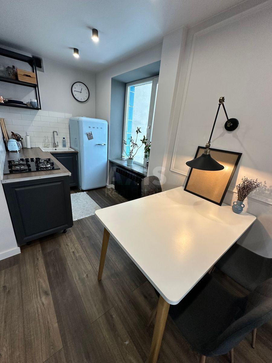1k apartment vul. Mel'nykova 89580369