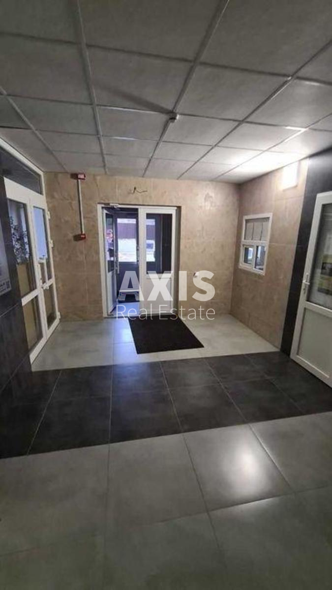 2k apartment vul. Novopol'ova 23