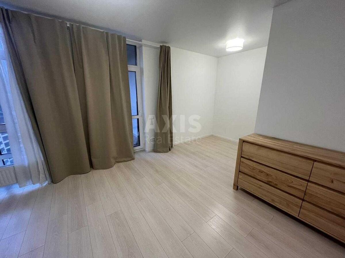1k apartment vul. Glybochyc'ka 131
