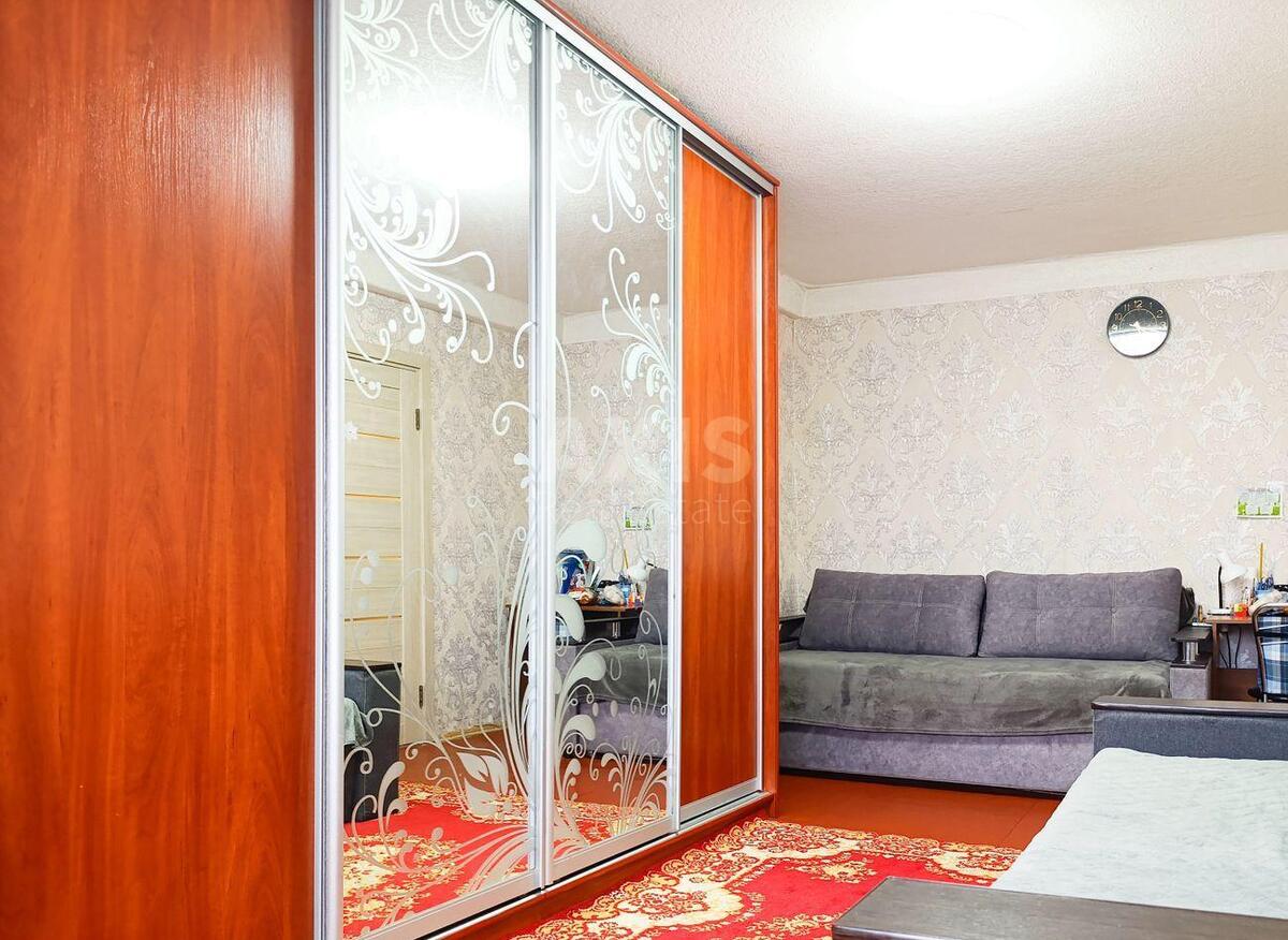 1k apartment vul. Petra Kalnyshevs'kogo 31